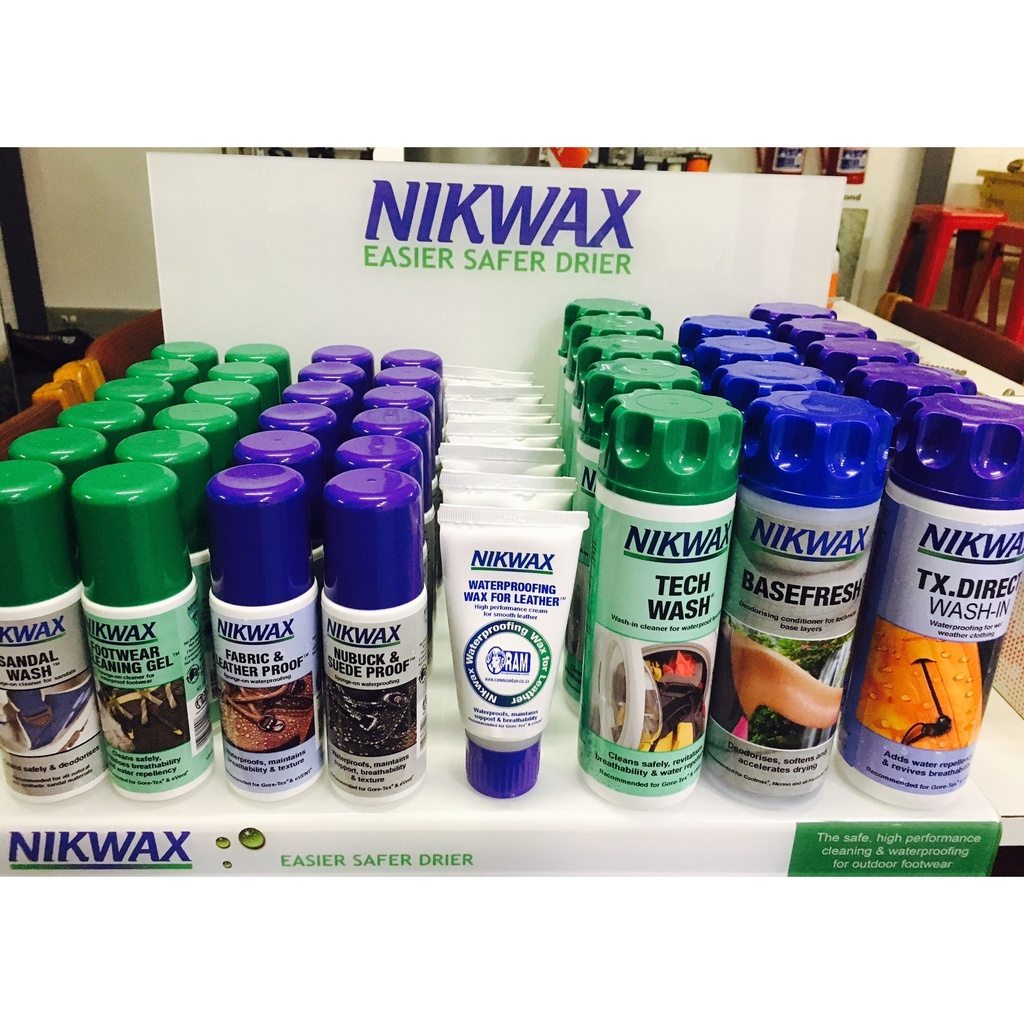 NIKWAX SIGN PERSPEX SHELF TRY